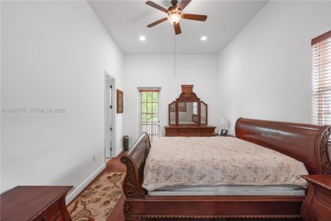 Townhouse in Pembroke Pines, Florida 3 bedrooms, 215.53 sq.m. № 2071912 - photo 13