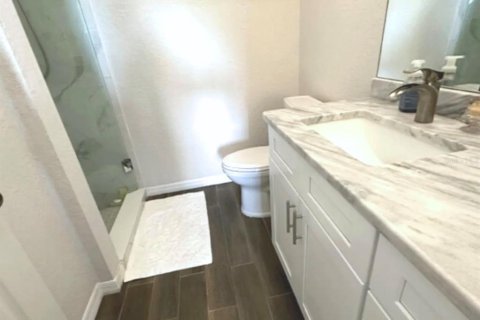 Condo in Winter Haven, Florida, 2 bedrooms № 2213107 - photo 17