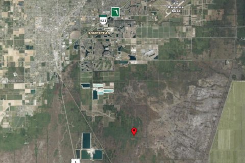 Коммерческая недвижимость в Хомстед, Флорида № 1936416