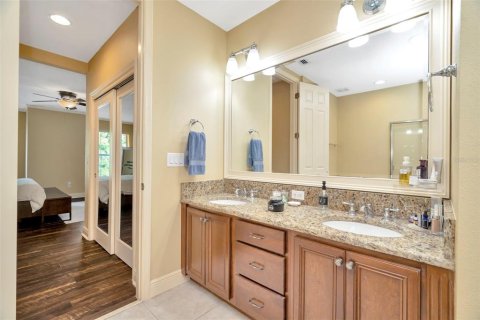 Adosado en venta en Tampa, Florida, 2 dormitorios, 158.12 m2 № 1734388 - foto 19