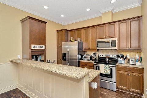Adosado en venta en Tampa, Florida, 2 dormitorios, 158.12 m2 № 1734388 - foto 10