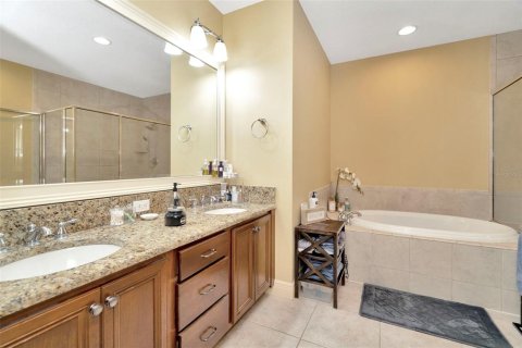 Adosado en venta en Tampa, Florida, 2 dormitorios, 158.12 m2 № 1734388 - foto 18