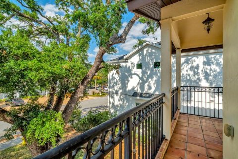 Adosado en venta en Tampa, Florida, 2 dormitorios, 158.12 m2 № 1734388 - foto 23