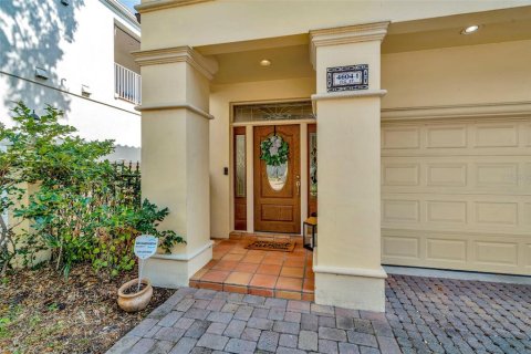 Adosado en venta en Tampa, Florida, 2 dormitorios, 158.12 m2 № 1734388 - foto 2