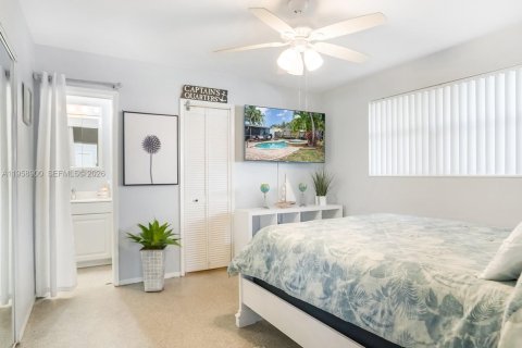 Купить виллу или дом в Холливуд, Флорида 3 спальни, 108.7м2, № 2017953 - фото 9