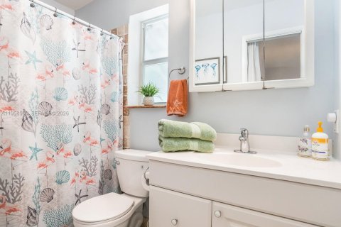 Купить виллу или дом в Холливуд, Флорида 3 спальни, 108.7м2, № 2017953 - фото 11