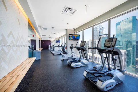 Condo in Miami, Florida, 1 bedroom  № 2031734 - photo 23