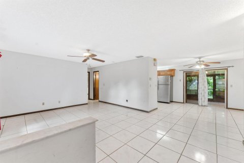 Villa ou maison à vendre à Port St. Lucie, Floride: 3 chambres, 124.12 m2 № 2382120 - photo 3