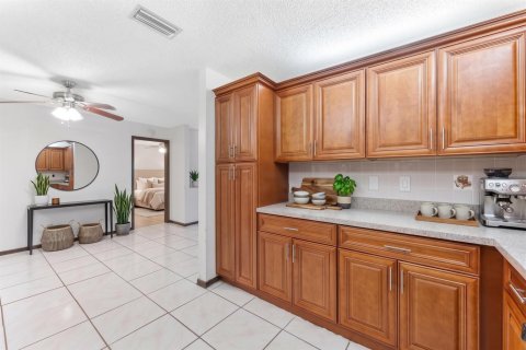 Villa ou maison à vendre à Port St. Lucie, Floride: 3 chambres, 124.12 m2 № 2382120 - photo 16