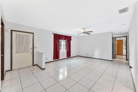Villa ou maison à vendre à Port St. Lucie, Floride: 3 chambres, 124.12 m2 № 2382120 - photo 19