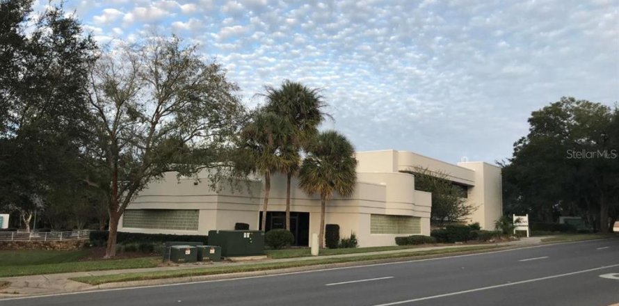 Immobilier commercial à Ocala, Floride 557.41 m2 № 2113517