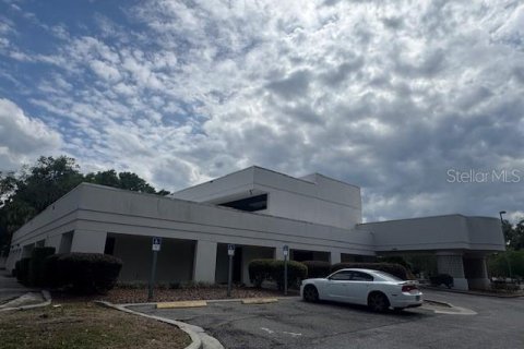 Immobilier commercial à louer à Ocala, Floride: 557.41 m2 № 2113517 - photo 13