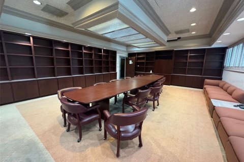 Immobilier commercial à louer à Ocala, Floride: 557.41 m2 № 2113517 - photo 5