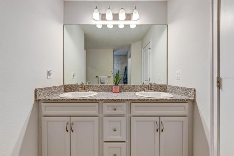Casa en venta en Spring Hill, Florida, 4 dormitorios, 210.89 m2 № 2216755 - foto 23