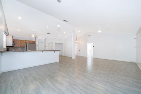 Villa ou maison à vendre à Orlando, Floride: 3 chambres, 157.75 m2 № 1778406 - photo 9