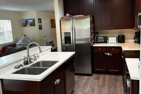 Touwnhouse à vendre à Oviedo, Floride: 3 chambres, 173.91 m2 № 2297055 - photo 6