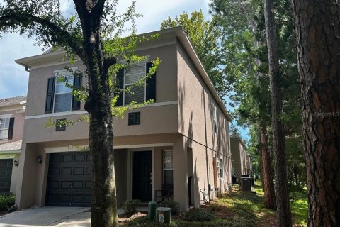 Touwnhouse à vendre à Oviedo, Floride: 3 chambres, 173.91 m2 № 2297055 - photo 2