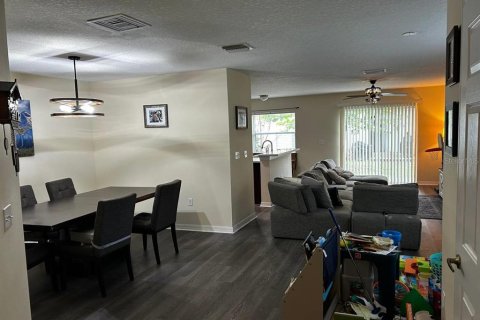 Touwnhouse à vendre à Oviedo, Floride: 3 chambres, 173.91 m2 № 2297055 - photo 8