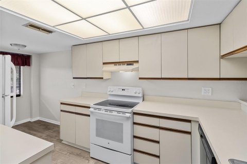 Copropriété à vendre à Tarpon Springs, Floride: 2 chambres, 104.52 m2 № 1824479 - photo 8