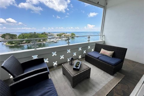 Condominio en venta en Saint Petersburg, Florida, 2 dormitorios, 111.48 m2 № 1806659 - foto 9