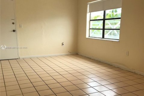 Снять в аренду кондоминиум в Хайалиа, Флорида 2 спальни, 79.15м2, № 2006711 - фото 4