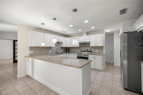 Casa en venta en Ocala, Florida, 3 dormitorios, 153.66 m2 № 1843132 - foto 7
