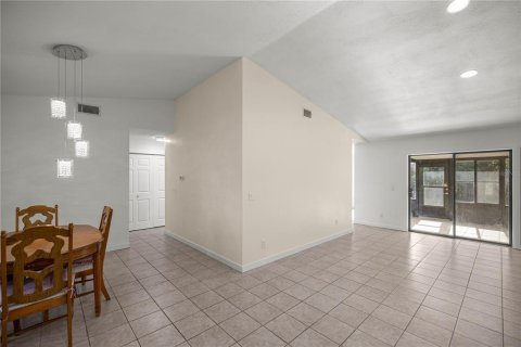 Casa en venta en Ocala, Florida, 3 dormitorios, 153.66 m2 № 1843132 - foto 17