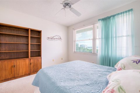 Condominio en venta en Saint Petersburg, Florida, 2 dormitorios, 106.37 m2 № 2157140 - foto 27