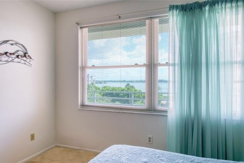 Condominio en venta en Saint Petersburg, Florida, 2 dormitorios, 106.37 m2 № 2157140 - foto 29