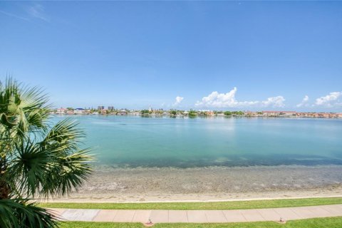 Condominio en venta en Saint Petersburg, Florida, 2 dormitorios, 106.37 m2 № 2157140 - foto 10