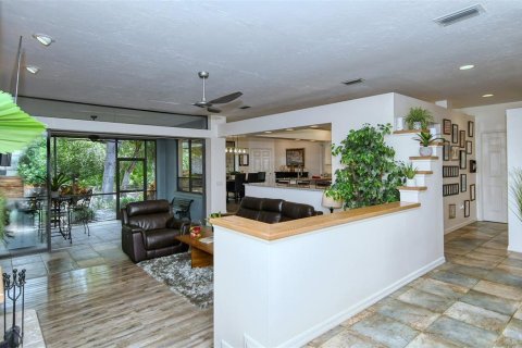 Casa en venta en Sarasota, Florida, 3 dormitorios, 252.51 m2 № 1901211 - foto 11