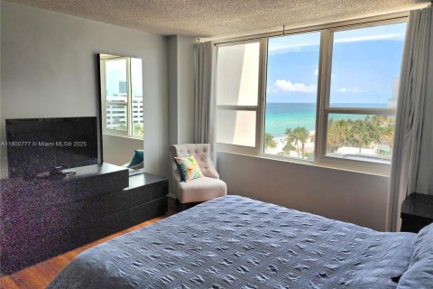 Copropriété à louer à Hollywood, Floride: 1 chambre, 72.46 m2 № 2037264 - photo 15