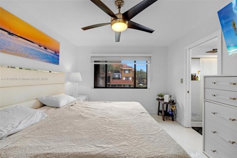 Copropriété à vendre à Miami Lakes, Floride: 2 chambres, 78.97 m2 № 1772575 - photo 20