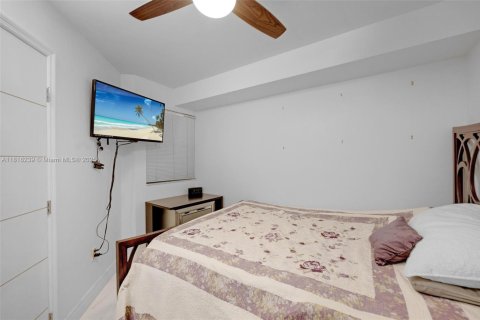 Copropriété à vendre à Miami Lakes, Floride: 2 chambres, 78.97 m2 № 1772575 - photo 28