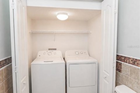 Townhouse in Riverview, Florida 3 bedrooms, 142.33 sq.m. № 2147506 - photo 17