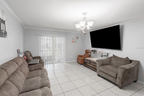 Townhouse in Riverview, Florida 3 bedrooms, 142.33 sq.m. № 2147506 - photo 19