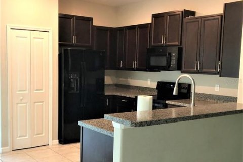 Adosado en alquiler en Tampa, Florida, 2 dormitorios, 143.16 m2 № 1903407 - foto 4