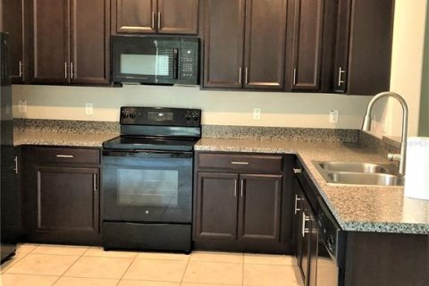 Adosado en alquiler en Tampa, Florida, 2 dormitorios, 143.16 m2 № 1903407 - foto 5
