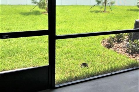 Adosado en alquiler en Tampa, Florida, 2 dormitorios, 143.16 m2 № 1903407 - foto 15