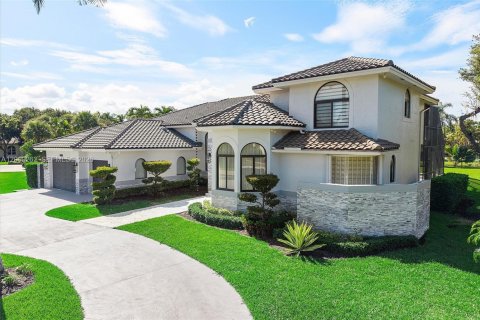 Villa ou maison à vendre à Plantation, Floride: 5 chambres, 424.93 m2 № 2394681 - photo 2