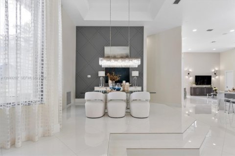 Villa ou maison à vendre à Plantation, Floride: 5 chambres, 424.93 m2 № 2394681 - photo 19