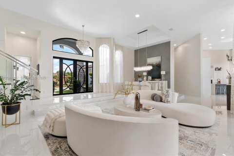 Villa ou maison à vendre à Plantation, Floride: 5 chambres, 424.93 m2 № 2394681 - photo 21