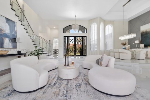 Villa ou maison à vendre à Plantation, Floride: 5 chambres, 424.93 m2 № 2394681 - photo 22