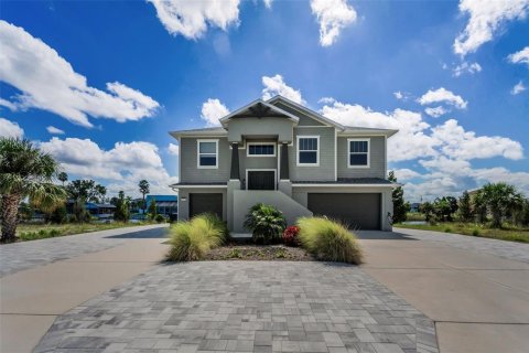 Casa en venta en Hernando Beach, Florida, 3 dormitorios, 173.36 m2 № 1887029 - foto 6