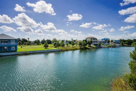 Casa en venta en Hernando Beach, Florida, 3 dormitorios, 173.36 m2 № 1887029 - foto 19