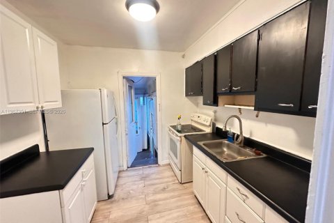 Купить виллу или дом в Холливуд, Флорида 4 спальни, 107.02м2, № 2028595 - фото 10