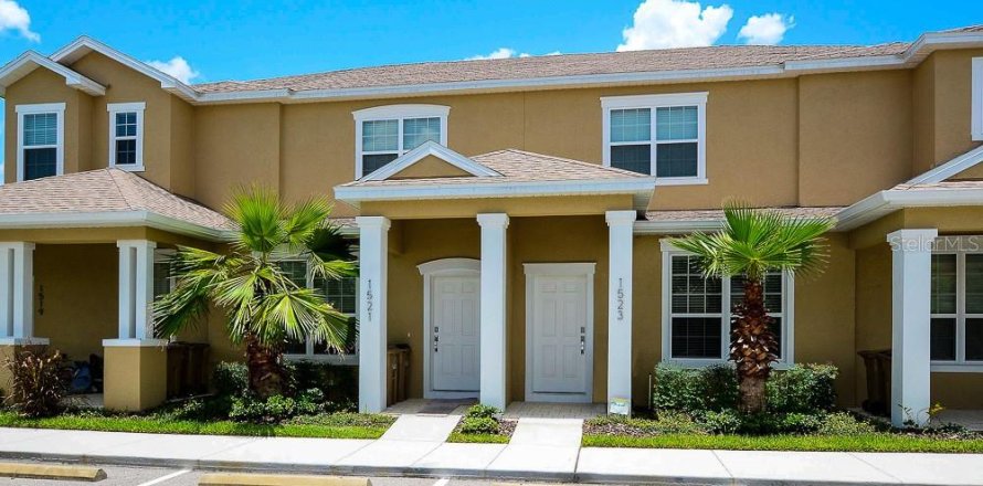 Townhouse in Clermont, Florida 3 bedrooms, 139.45 sq.m. № 1514794