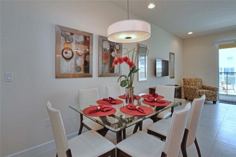 Townhouse in Clermont, Florida 3 bedrooms, 139.45 sq.m. № 1514794 - photo 2