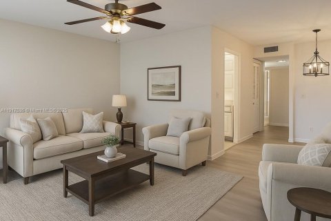 Condominio en alquiler en Pembroke Pines, Florida, 1 dormitorio, 63.64 m2 № 1972205 - foto 4