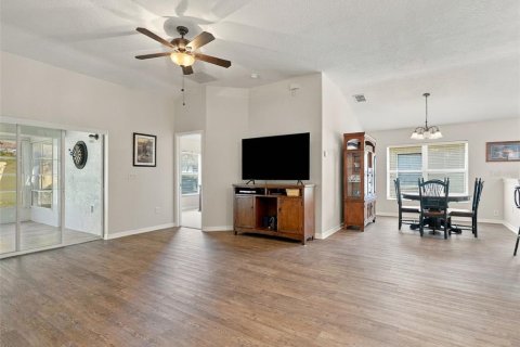 Villa ou maison à vendre à San Antonio, Floride: 3 chambres, 129.13 m2 № 2436787 - photo 10